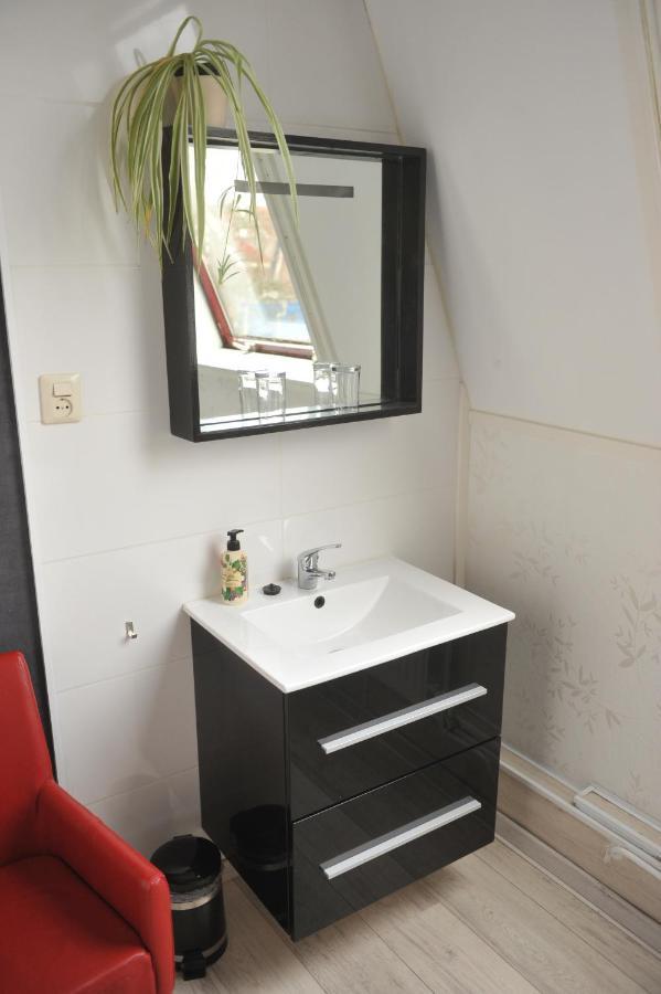 엥크휘젠 Karnemelkhuys B&B 외부 사진