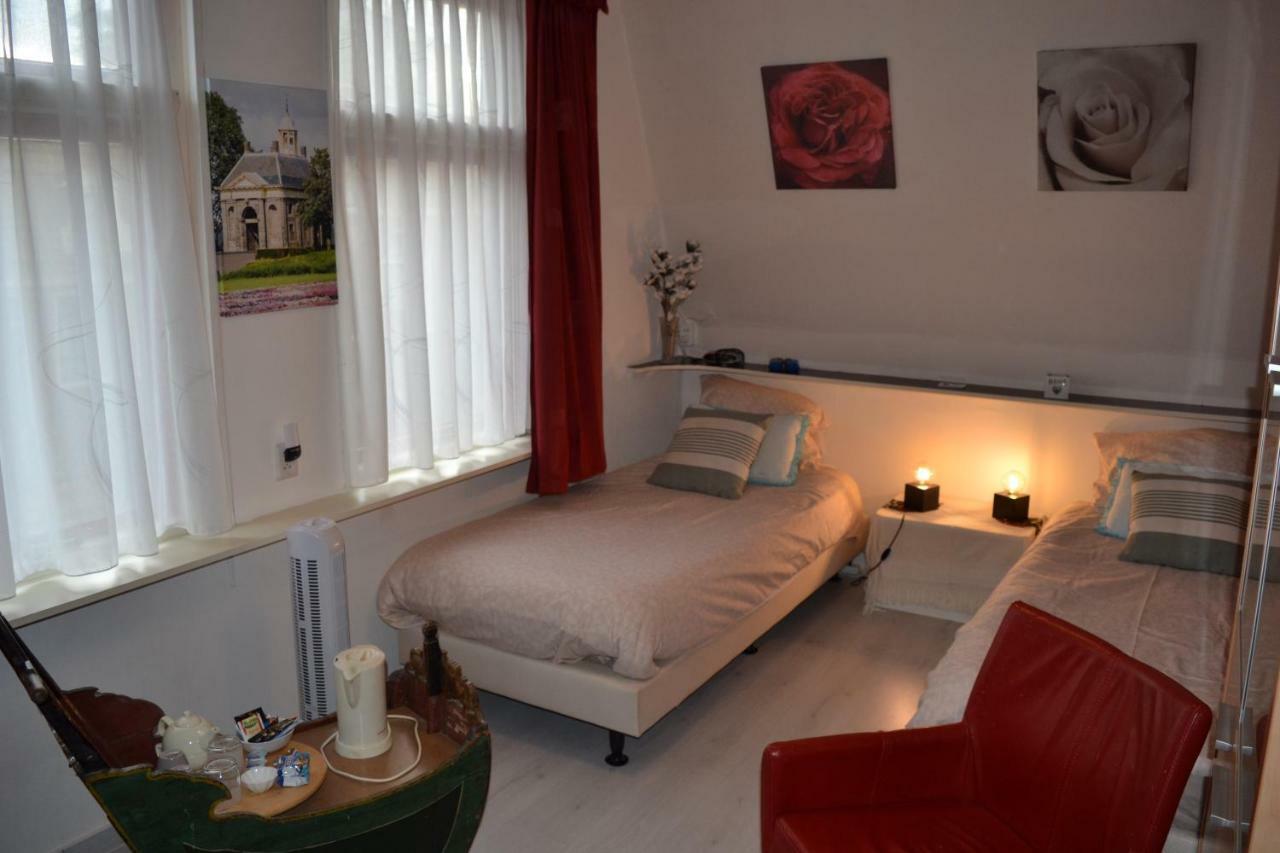 엥크휘젠 Karnemelkhuys B&B 외부 사진
